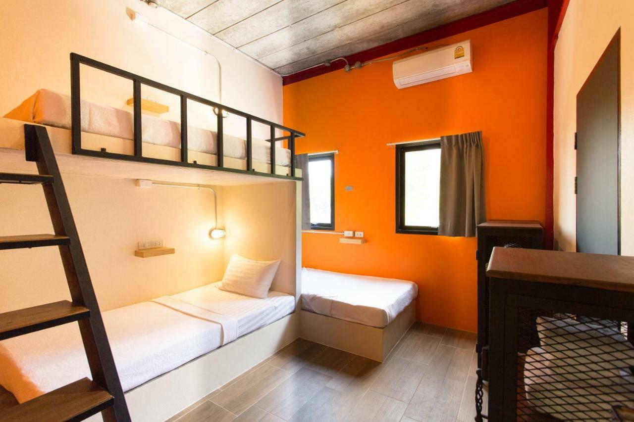 Khunsuek Muaythai Hostel Ao Nang Exterior photo