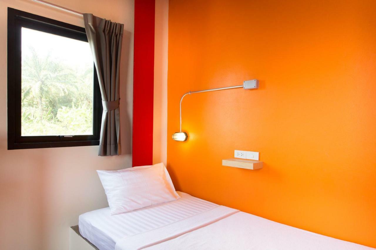 Khunsuek Muaythai Hostel Ao Nang Exterior photo